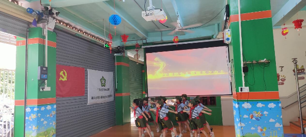 第3版2024年福兴街道党建引领“润心伴成长·同心护未来″关爱+护航未成年人健康成长主题——走进欣思维幼儿园.docx_6