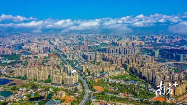 黄伟金 摄 图片