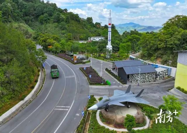 时光直播
黄槐镇推进军旅特色镇建设。受访者供图 时光直播
黄槐镇推进军旅特色镇建设。受访者供图